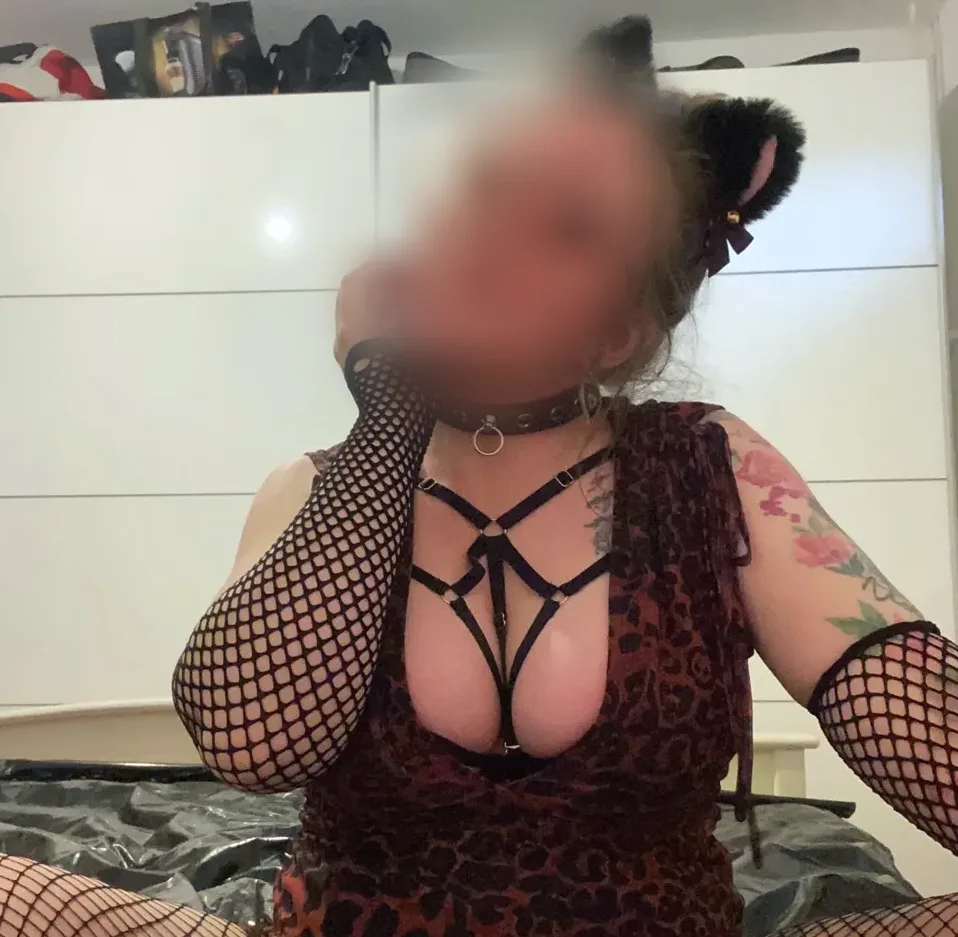 Alina, 27